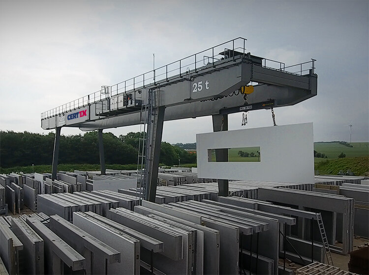 CERTEX-GH portalkran CERTEX-GH portalkran opsat hos betonelement producent