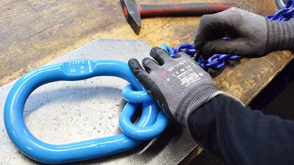 Making chainslings | © CERTEX Danmark A/S