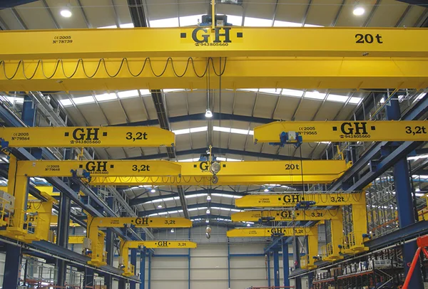Cantilever cranes