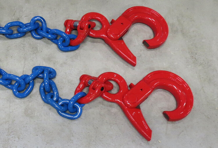 POWERTEX sling hooks in a chain