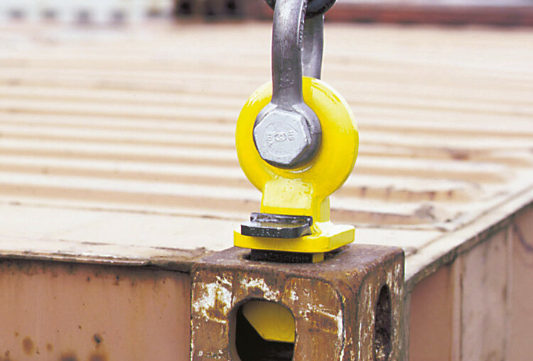 Container lifting lug model CLT in use Container lifting lug model CLT in use
