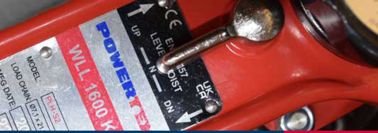 CE- and UKCA-marking on Powertex lever hoist | © CERTEX Danmark A/S CE- and UKCA-marking on Powertex lever hoist | © CERTEX Danmark A/S