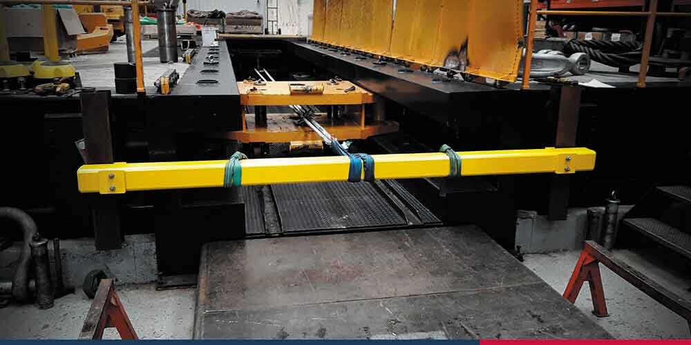 Load test of offshore crane beam